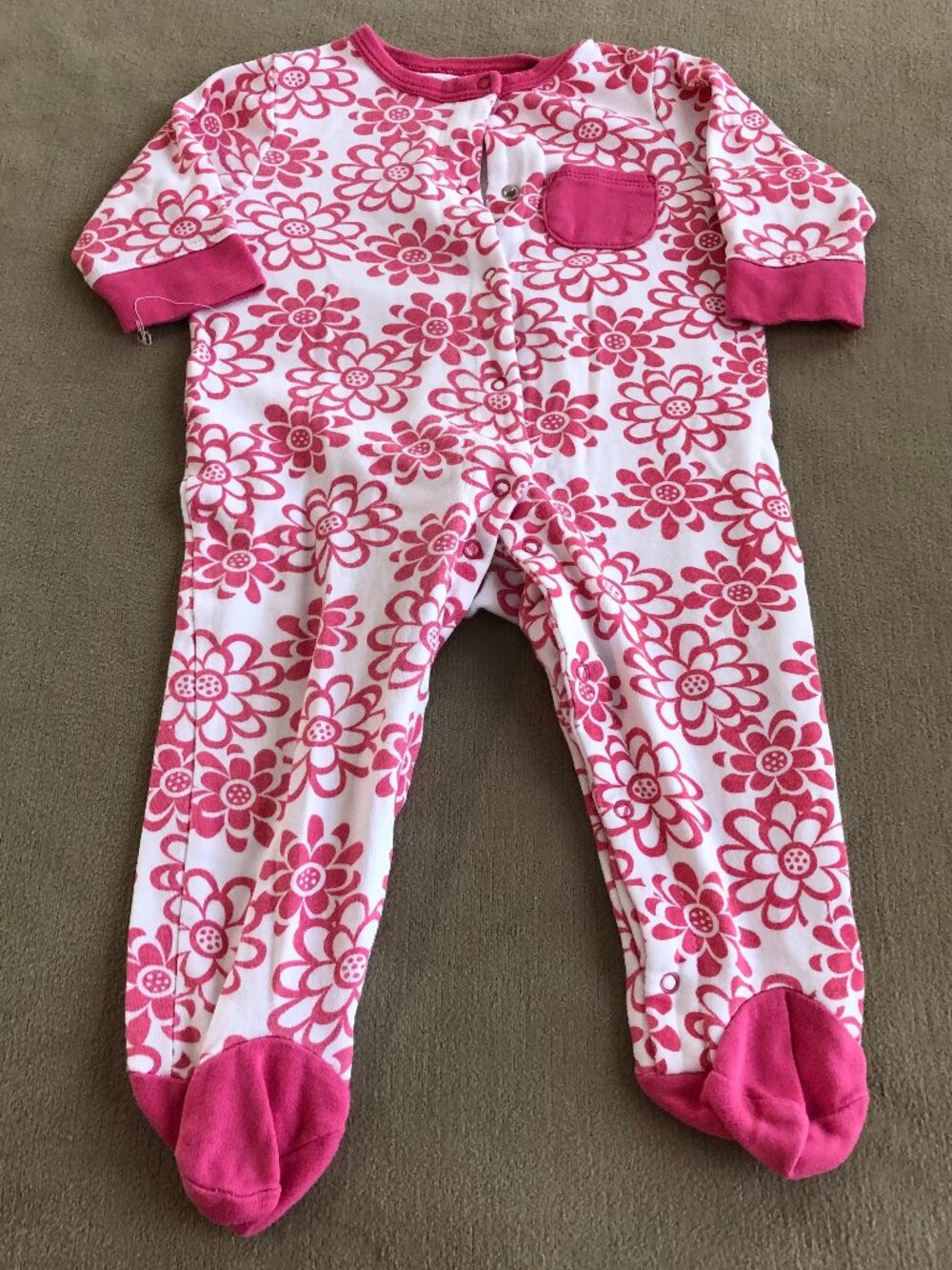 Offspring Baby Girls Flowers Footie Sleepers Lons Sleeves Size 9 Month